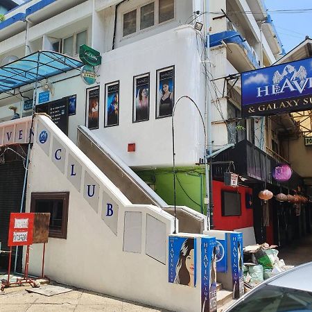 Galaxy Suites Pattaya Buitenkant foto