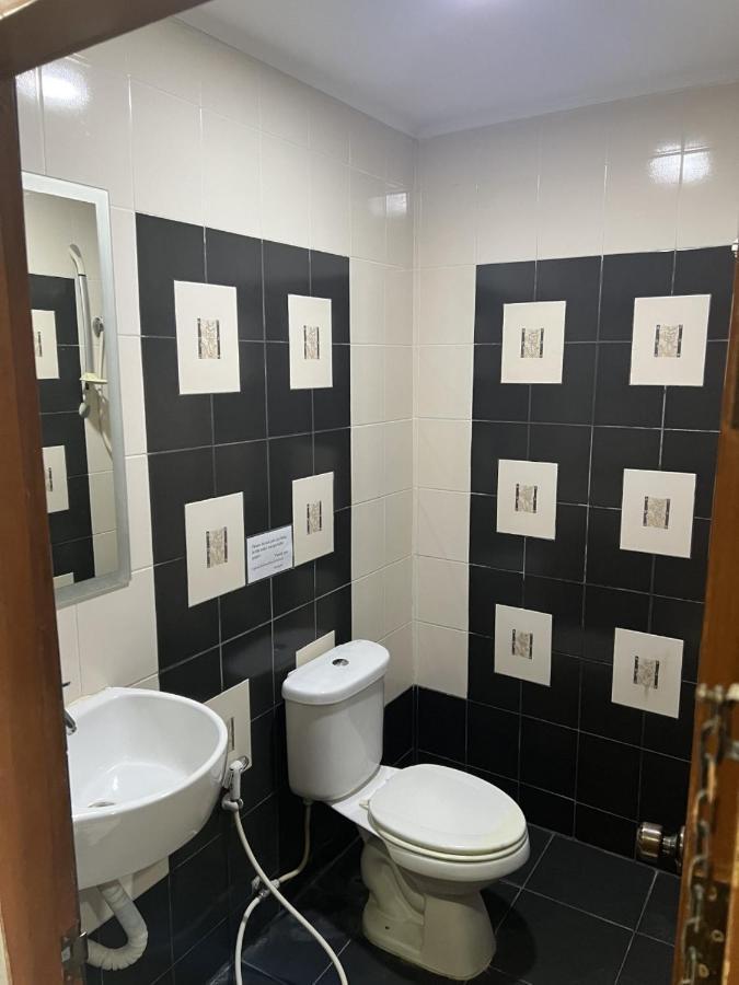 Galaxy Suites Pattaya Buitenkant foto